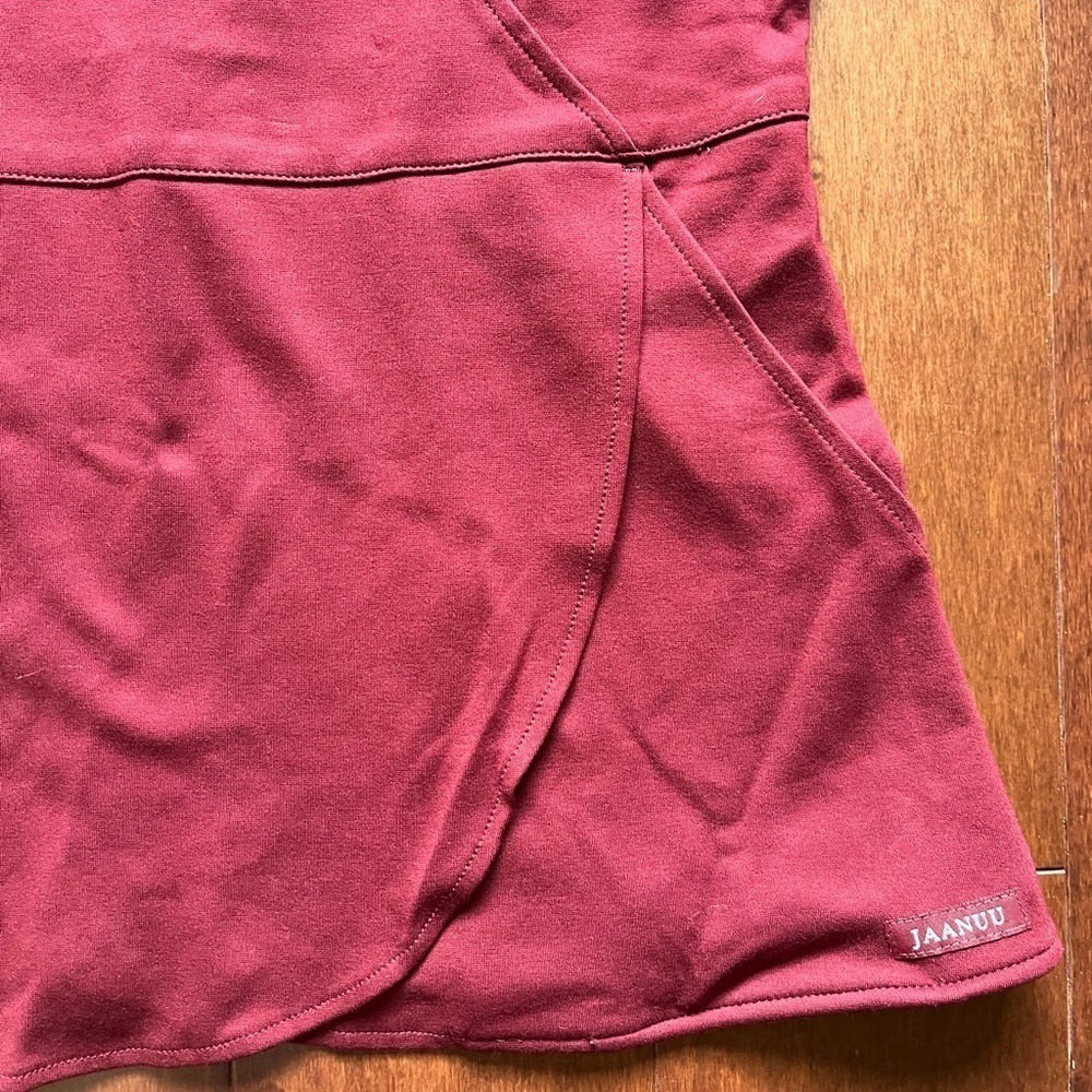 NWT Jaanuu Women's Tulip Mock-Wrap Scrub Top - Wine - Picture 5 of 6